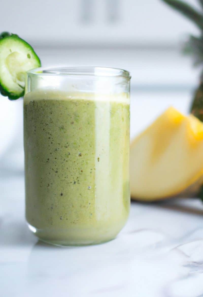 pineapple and cucumber detox smoothie